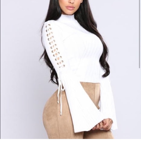 FASHIONNOVA - Picture 2 of 10